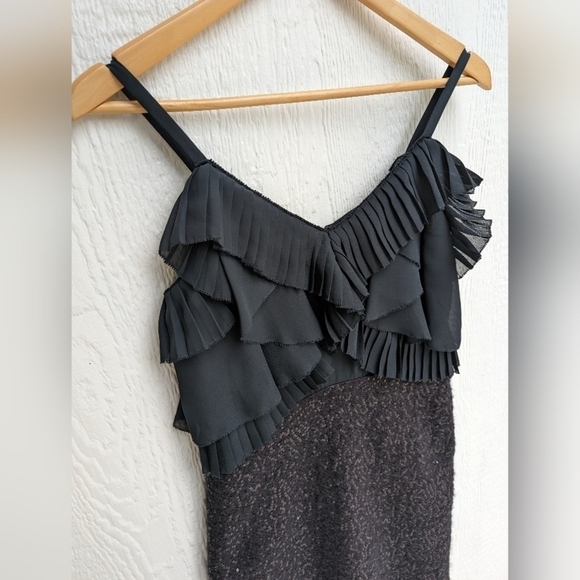 LOFT Formal Wool Blend Black Sequin Ruffle Sleeveless Sheath Dress Size 2 - Picture 2 of 6